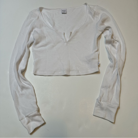 Aritzia Tna 
Waffle Scoopneck Longsleeve - Picture 3 of 5